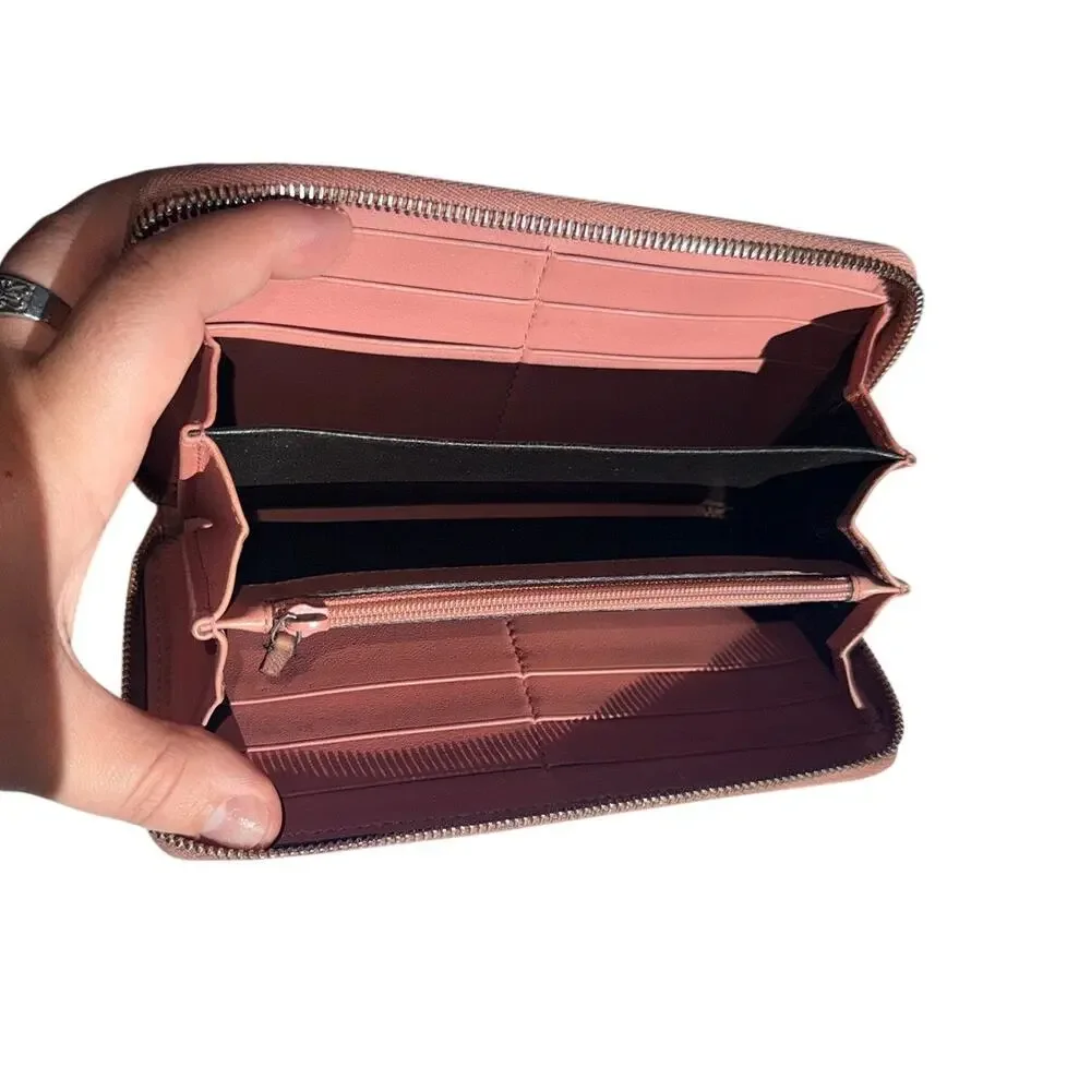 Gucci Guccissima Zip Around Wallet in Mauve Pink